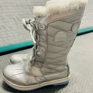Sorel Disney Frozen snow boots